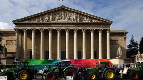 Loi agricole : les députés s'accusent mutuellement de refuser le débat démocratique