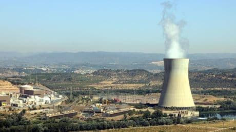 El Gobierno llena la hucha’ para pagar el cierre de las nucleares hasta un récord de 9.000 millones en pleno choque con las eléctricas