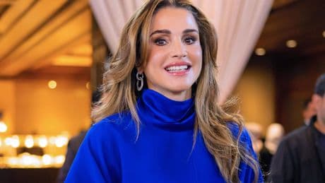De modestijl van  koningin Rania: ’Eén van de best geklede koninklijke vrouwen ter wereld’