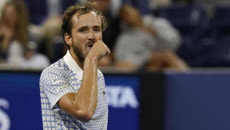 El infame show de Medvedev en el US Open con seis minutos de abucheos y adiós en primera ronda: "Fue divertido"