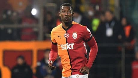 Carlos Cuesta, sağlık kontrolünden geçti