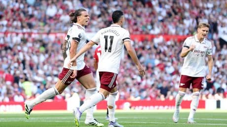 Manchester United 0-1 Arsenal: Gunners grind out narrow win as Viktor Gyokeres and Benjamin Sesko make bows