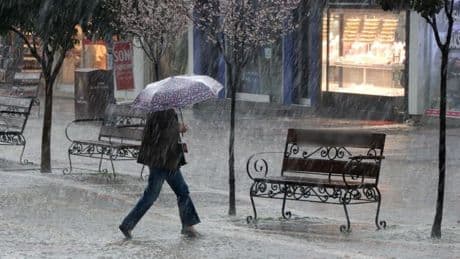 Meteoroloji saat vererek 'ani sel' uyarısında bulundu!