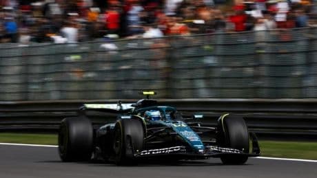 Sábado de pesadilla para Alonso: mal en la sprint y peor en la clasificación