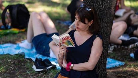La IA no solo escribe: también encoge los libros y los lee por ti