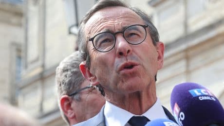 «Les clandestins ne sont pas les bienvenus en France» : Bruno Retailleau annonce une vaste opération de contrôle dans les gares et les bus
