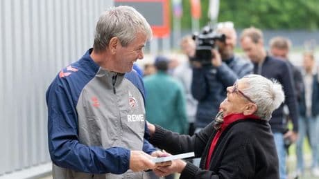 Trainer-Comeback: Start mit Geschenk: Funkel legt in Köln los