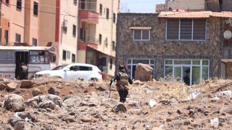 "Le moment est maintenant au dialogue": l'UE salue le cessez-le-feu annoncé entre Israël et la Syrie
