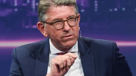 „Maischberger“: Einer talkt sich durch