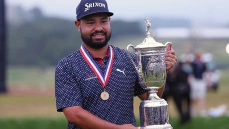 Watch moment Scots golf ace Robert MacIntyre wins new fans with ‘pure class’ gesture live on TV after US Open heartbreak