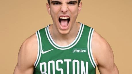 Hugo González destaca ante el hijo de LeBron y gana por primera vez a los Lakers con los Celtics