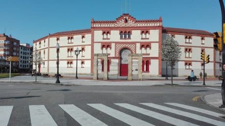 El PSOE asturiano se suma a una moción para instar al Gobierno a declarar las corridas de toros como &quot;maltrato animal&quot;