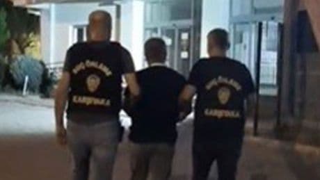 22 yıl hapisle aranana çocuk istismarcısı erkek yakalandı