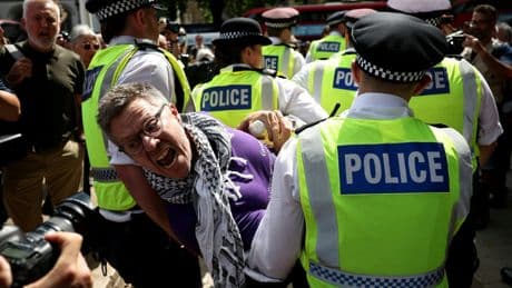 Manifestation à Londres : 200 arrestations après l’interdiction de Palestine Action