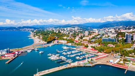 Tourist warning as more than a dozen go blind and drop dead at popular resort