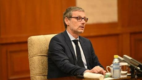 Aufrüstung: Bedeutet dieser Mann Wende oder Ende?
