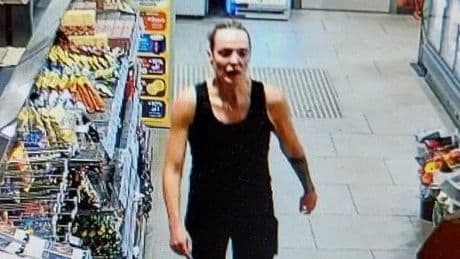 Mamma va a correre al mattino, poi scompare: il corpo ritrovato in un lago, giallo sulla morte