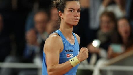 Loïs Boisson, l’inconnue au mental d’acier qui s’invite en demi-finale à Roland-Garros