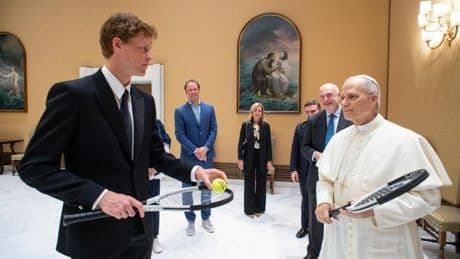 León XIV, gran aficionado al tenis, recibe a Jannik Sinner