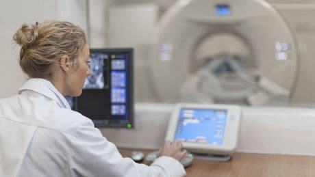 Cáncer de apéndice: el raro tumor que ha cuadriplicado sus casos entre los más jóvenes