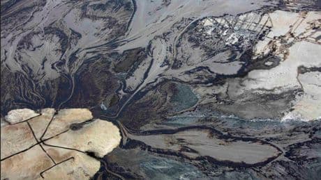 La canadiense Cenovus compra MEG Energy por su interés en arenas petrolíferas de Canadá por 5.000 millones de euros