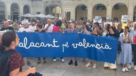 El debate lingüístico en Alicante oscila entre la estadística y el deseo de preservar el valenciano