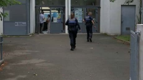 "C'est intolérable":  l'émoi des parents d'élèves après la découverte de tags antisémites sur une école à Lyon