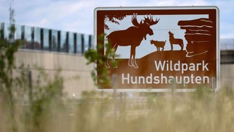 Hinweis auf touristische Ziele: Braune Schilder sind Kommunen und Landkreisen oft zu teuer