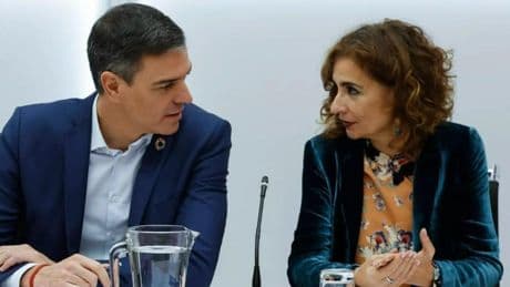 Qué es el 'extra FLA' y por qué Pedro Sánchez se lo niega a Valencia en plena "financiación singular" para Cataluña