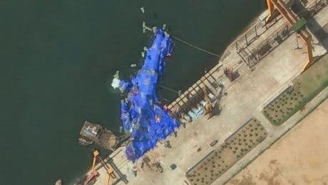 Noord-Korea: drie mensen opgepakt om mislukte tewaterlating marineschip