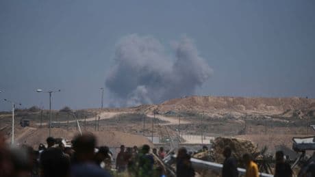 Gaza-Krieg: Hamas: Dutzende Opfer bei israelischem Angriff in Gaza