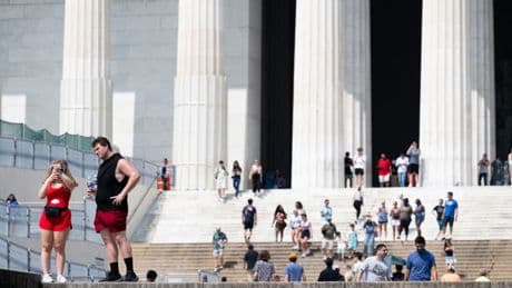 Les touristes internationaux boudent l'Amérique de Trump (mais pas les Français)