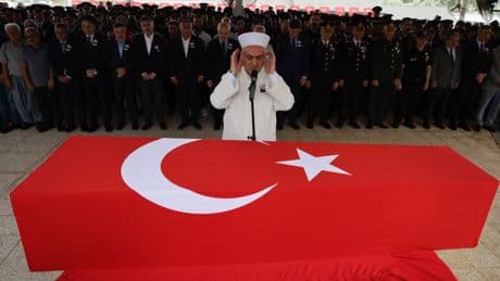 Şehit Jandarma Uzman Çavuş Yıldırım, Adana'da son yolculuğuna uğurlandı