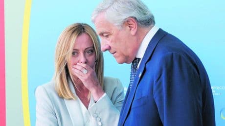 Dazi, Meloni insiste: sì a trattativa serrata. Tajani vola negli Usa e Salvini attacca l'Ue