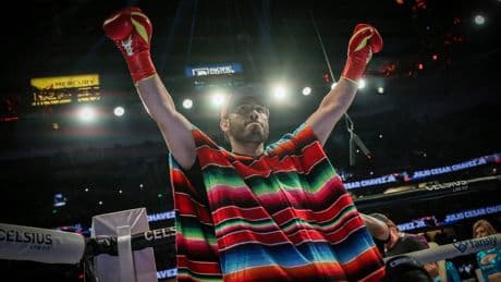 Boxing great Julio César Chávez defends son arrested by US immigration agents