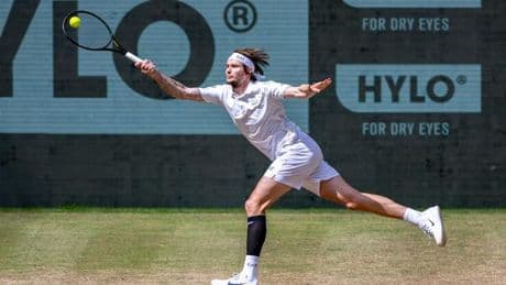 Tennis: Kasache Bublik holt Titel bei Rasen-Turnier in Halle