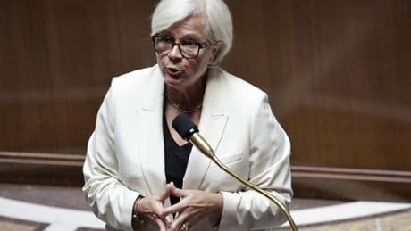 Catherine Vautrin, ministre des Familles, promet d’interdire les écrans aux moins de trois ans
