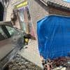 “Alsof vliegtuig op ons huis viel”: Yves meet schade op nadat man (44) onder invloed van drugs én met levenslang rijverbod wagen in woning boort