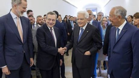 La scossa di Mattarella e Draghi: "Difesa in ritardo"