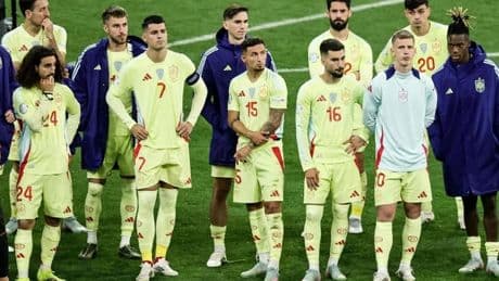 La Roja se maneja mejor en el vértigo que en la calma