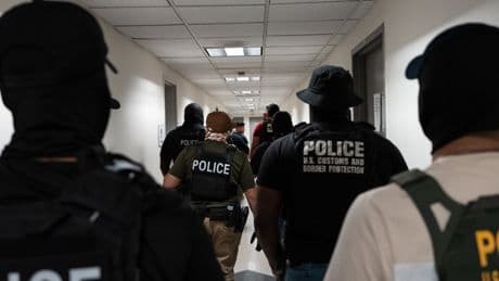 ICE Must Improve Conditions in N.Y.C. Migrant Holding Cells, Judge Rules