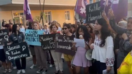 Kadınlar Nigina Sattarova için sokağa çıktı