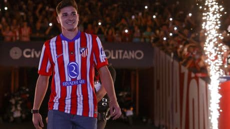 La impresionante cláusula anti Barcelona de Julián Álvarez: el Atlético marca territorio