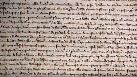 Une copie de la Magna Carta achetée 27 dollars par l’université Harvard serait une vraie