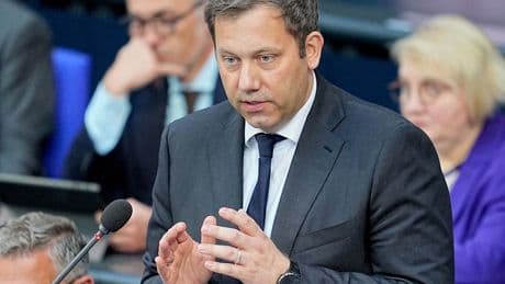 Cum-Ex und Cum Cum-Geschäfte: Klingbeil will gegen Steuerbetrug vorgehen
