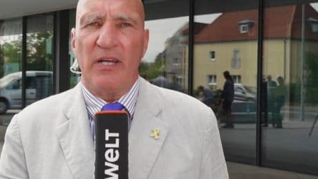 64-Jähriger wegen Nazi-Symbolen verurteilt – nicht wegen „Schwachkopf“