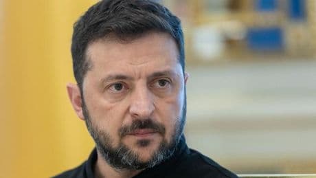 Après son “blitzkrieg” raté contre les agences anticorruption, Zelensky revoit sa copie