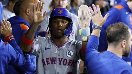 Mets once again considering playing Luisangel Acuna in center field