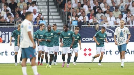 LIVE Eredivisie: Koen Kostons doet Telstar nog een keer veel pij namens PEC Zwolle