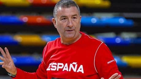 Noa Morro y Carolina Guerrero, descartes en la selección femenina de baloncesto